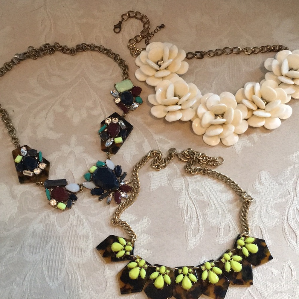 Statement necklace mix 3 for one price
